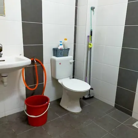 Fj Homestay Seri Iskandar Exterior photo